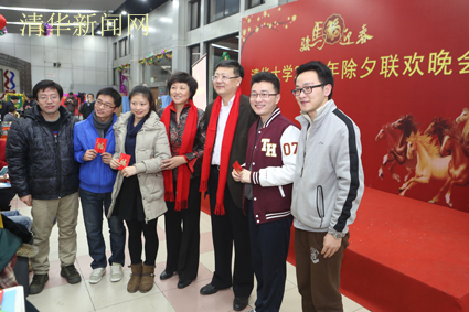 2025新澳门开门原料免费