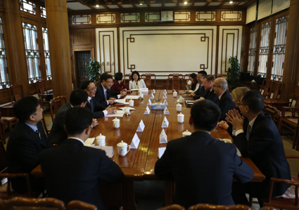 2025新澳门开门原料免费