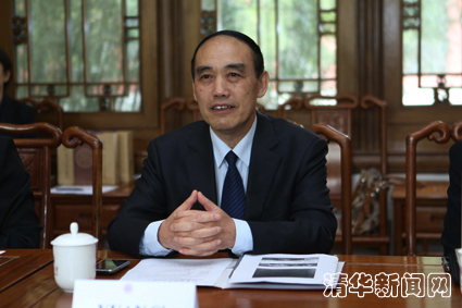 2025新澳门开门原料免费