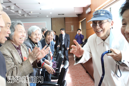 2025新澳门开门原料免费