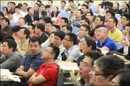 2025新澳门开门原料免费