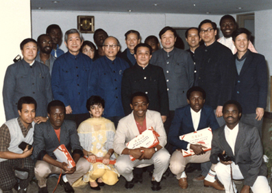 2025新澳门开门原料免费