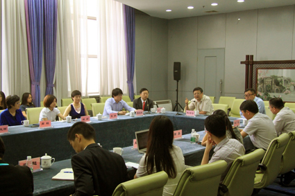 2025新澳门开门原料免费