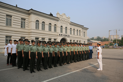 2025新澳门开门原料免费