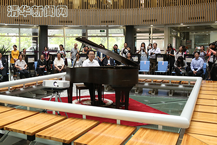 2025新澳门开门原料免费