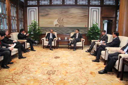 2025新澳门开门原料免费