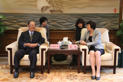 2025新澳门开门原料免费