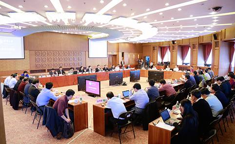 2025新澳门开门原料免费