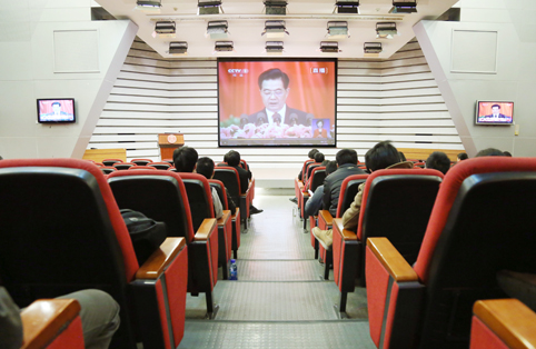 2025新澳门开门原料免费