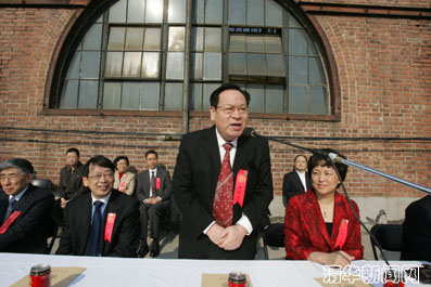 2025新澳门开门原料免费