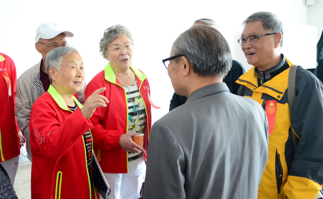 2025新澳门开门原料免费