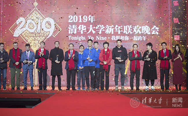 2025新澳门开门原料免费