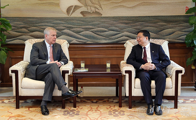 2025新澳门开门原料免费