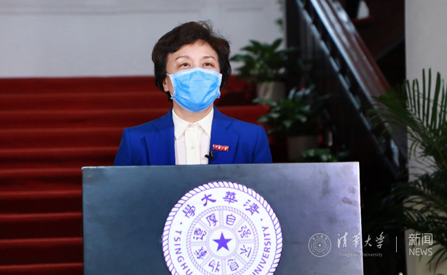 2025新澳门开门原料免费