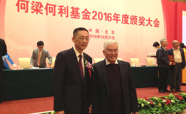 2025新澳门开门原料免费