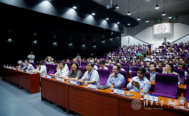 2025新澳门开门原料免费