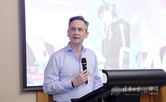 2025新澳门开门原料免费