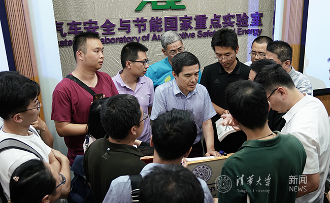 2025新澳门开门原料免费