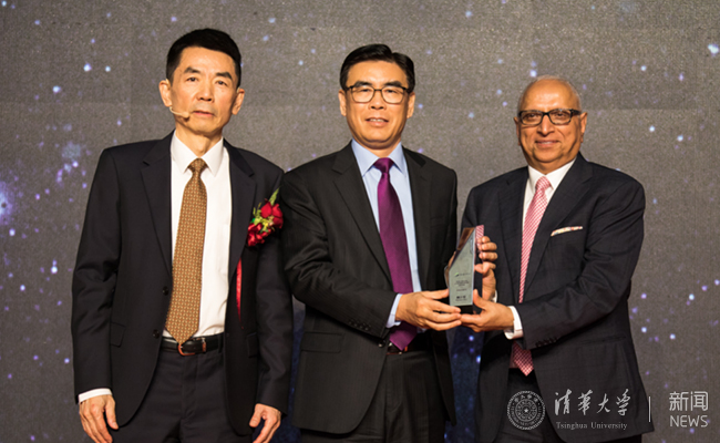 2025新澳门开门原料免费