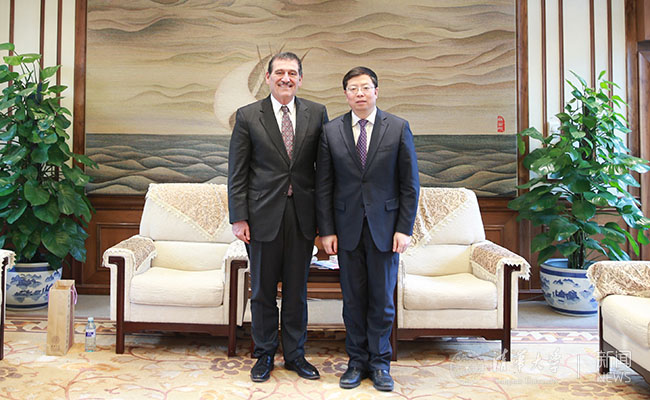 2025新澳门开门原料免费