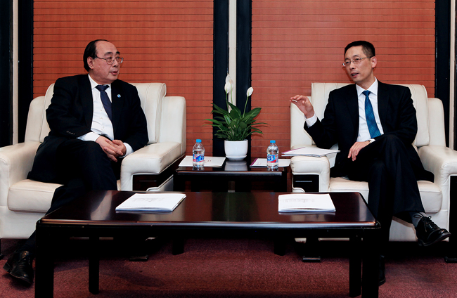 2025新澳门开门原料免费