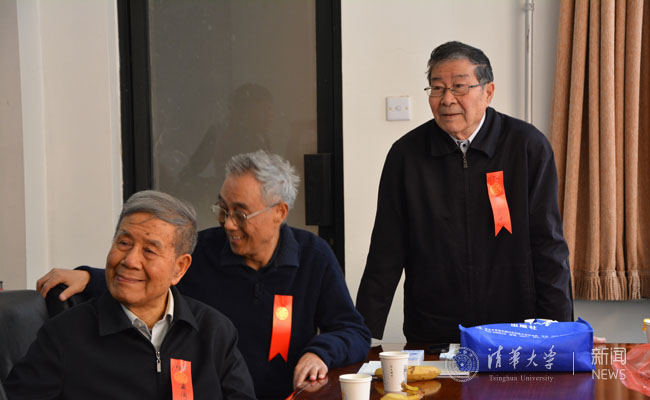 2025新澳门开门原料免费