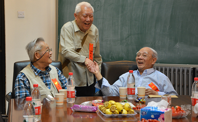 2025新澳门开门原料免费