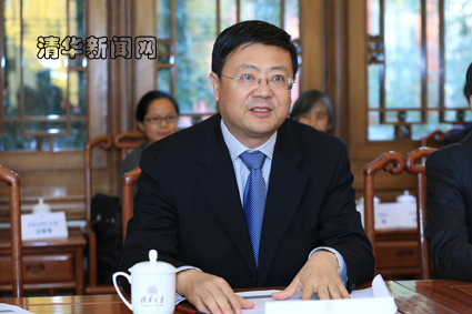 2025新澳门开门原料免费