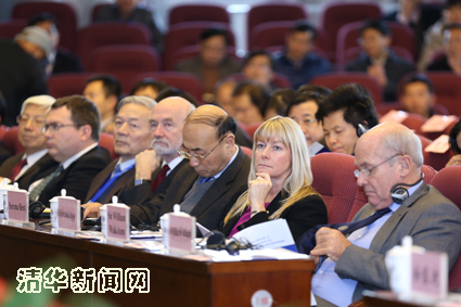 2025新澳门开门原料免费