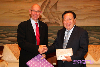 2025新澳门开门原料免费