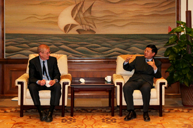 2025新澳门开门原料免费