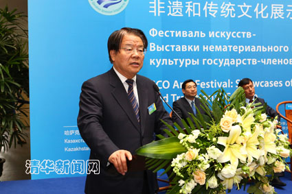 2025新澳门开门原料免费