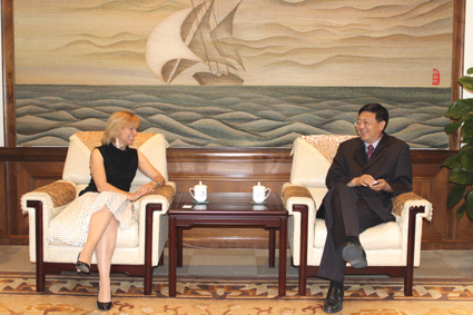 2025新澳门开门原料免费