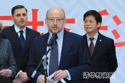 2025新澳门开门原料免费