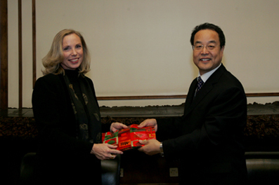 2025新澳门开门原料免费