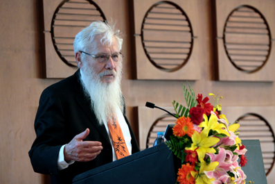 2025新澳门开门原料免费