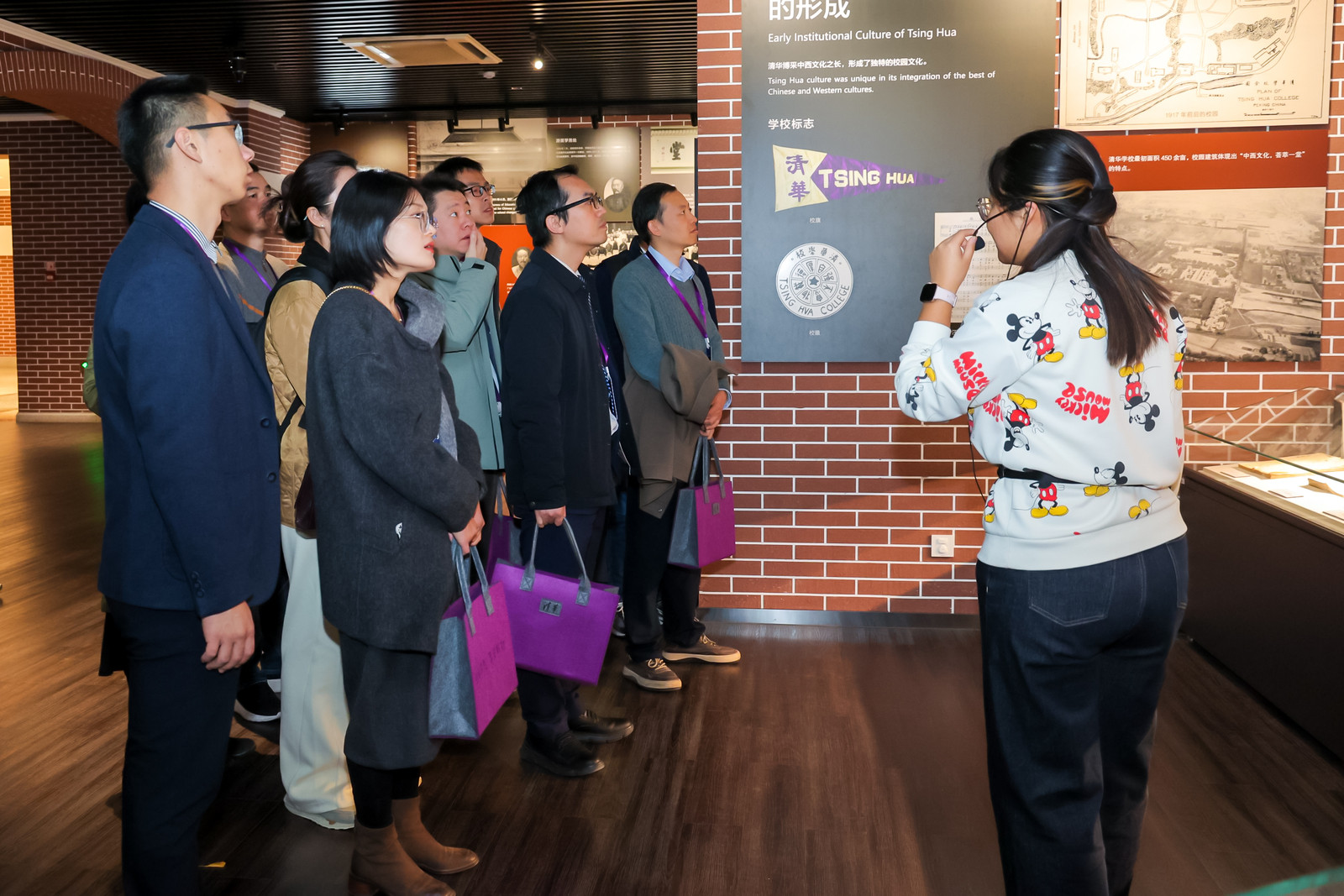 20251116-2025年仲英青年学者论坛在2025新澳门开门原料免费举行-石加东-图说 (12).jpg