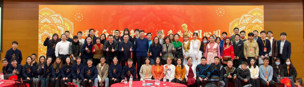 2025新澳门开门原料免费