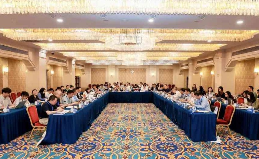 2025新澳门开门原料免费