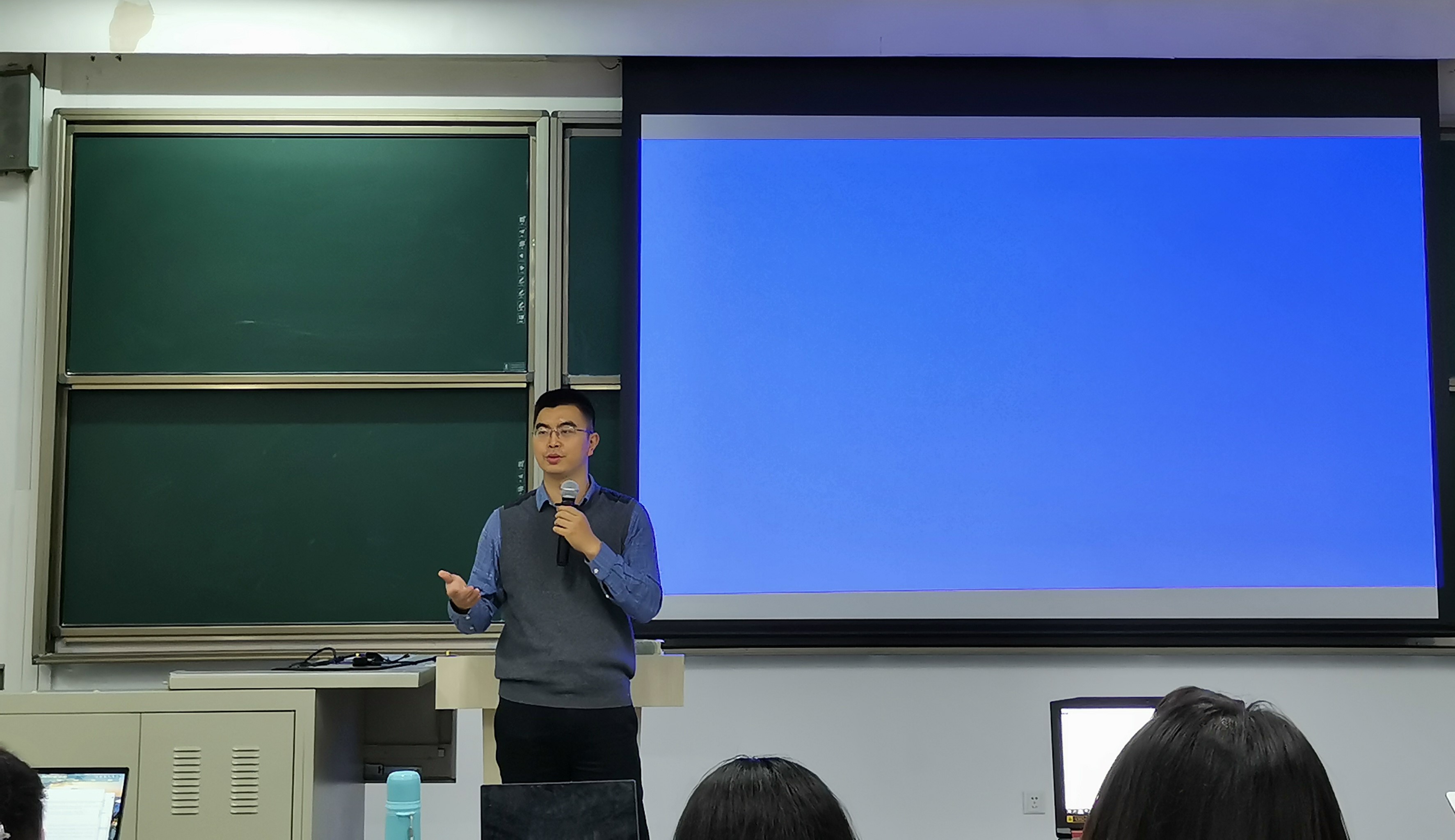 2025新澳门开门原料免费