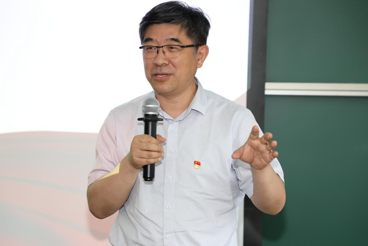 2025新澳门开门原料免费