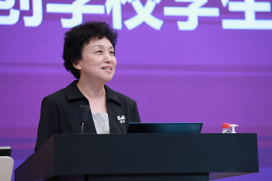 2025新澳门开门原料免费