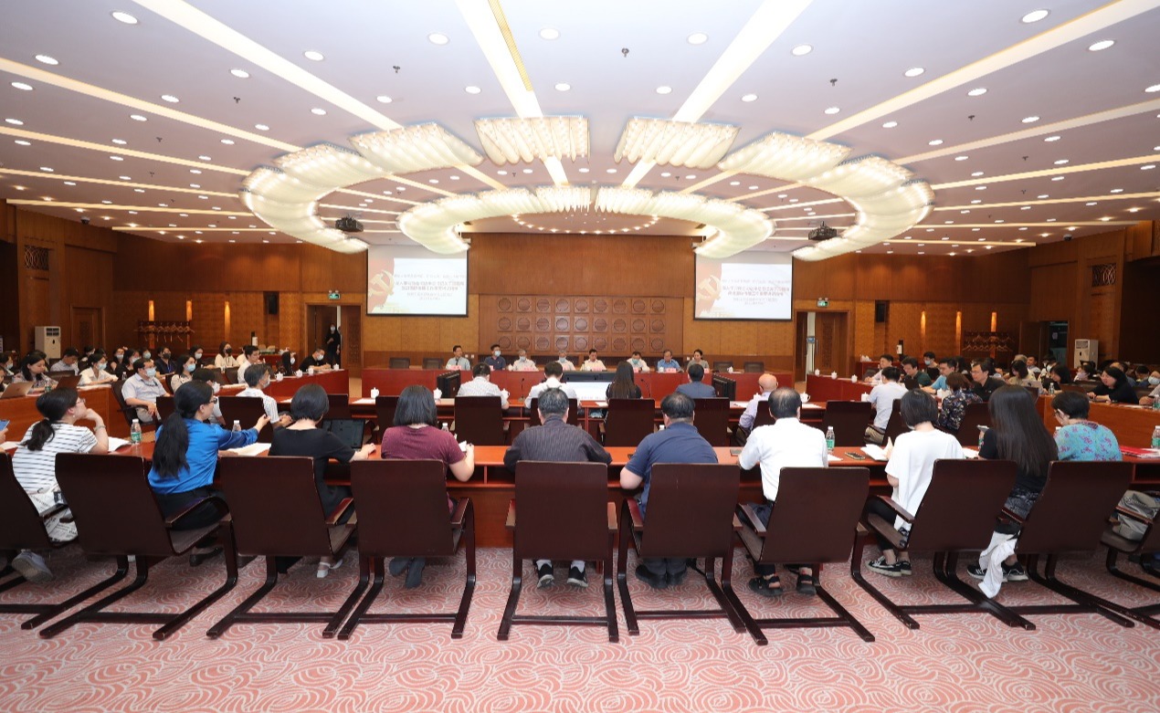 2025新澳门开门原料免费