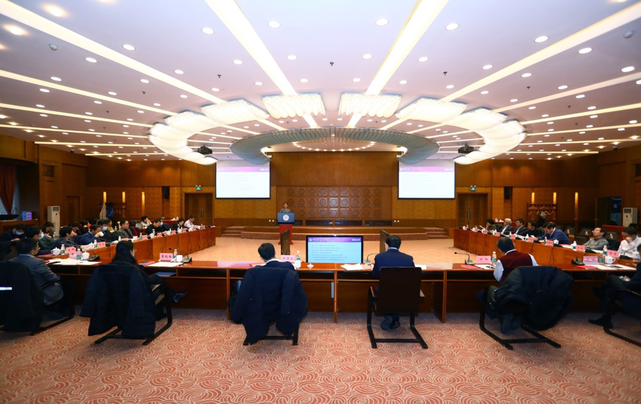 2025新澳门开门原料免费