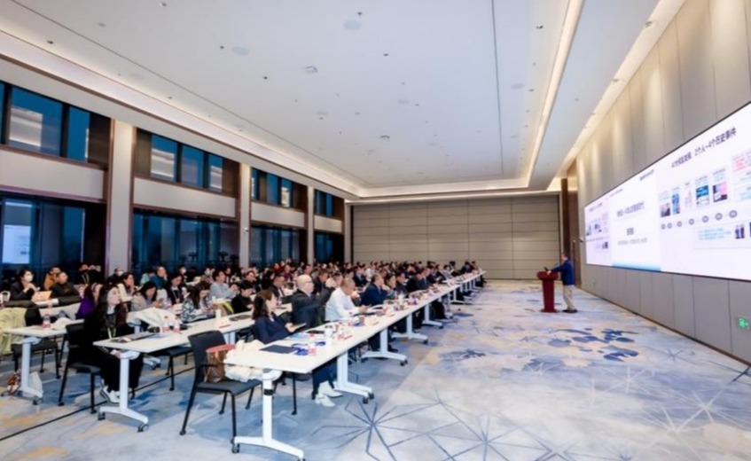 2025新澳门开门原料免费