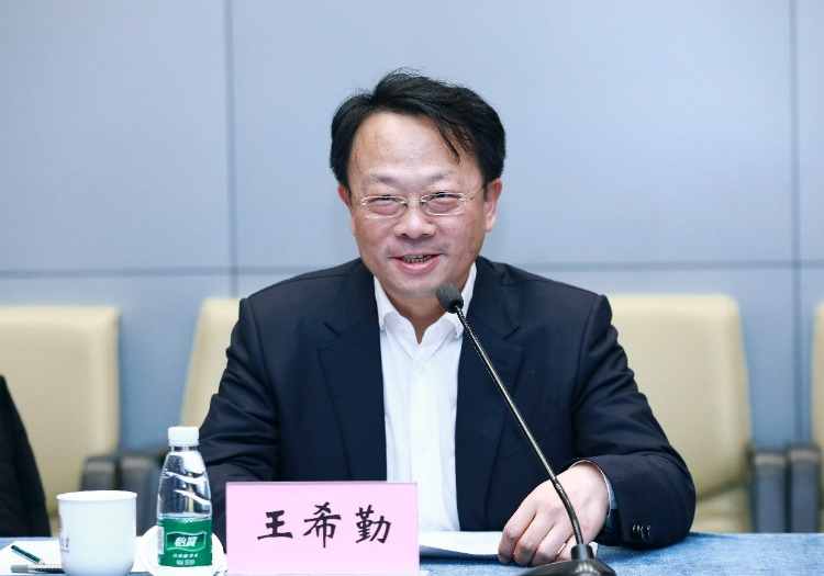 2025新澳门开门原料免费