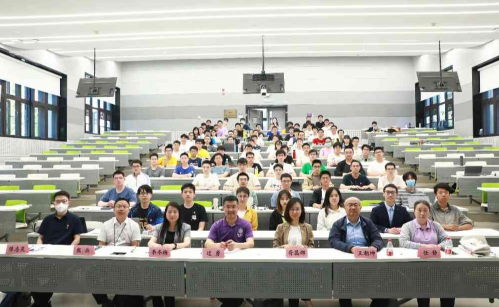 2025新澳门开门原料免费