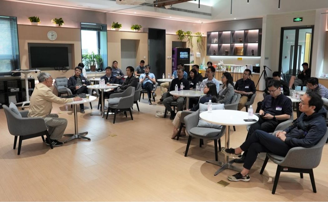 2025新澳门开门原料免费