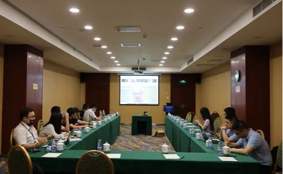 2025新澳门开门原料免费