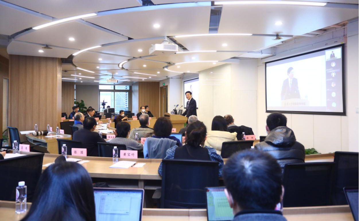 2025新澳门开门原料免费